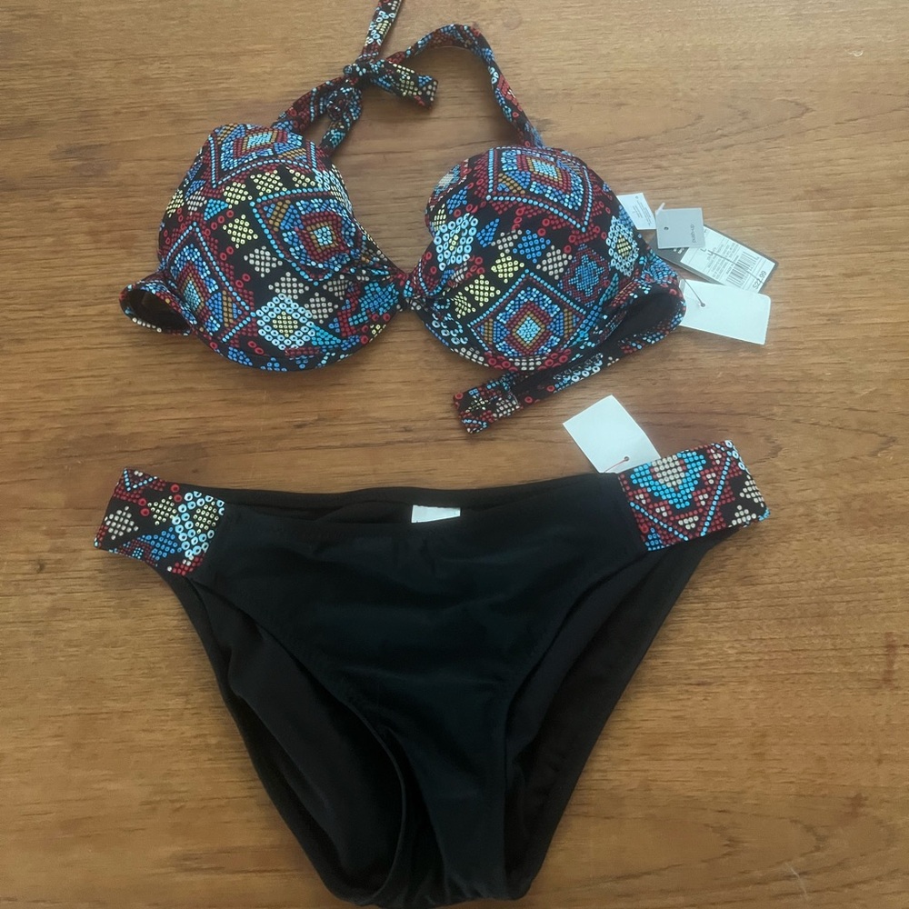 Mossimo Supply Co Black w/ blue and Red pattern Bikini Set